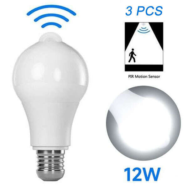 3 becuri led cu senzor de miscare